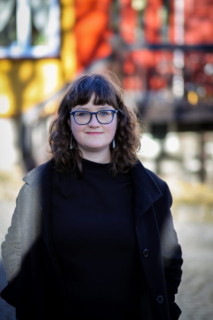 Tjáðu sig aldrei um ungmennadómstólinn eða vistheimilin 