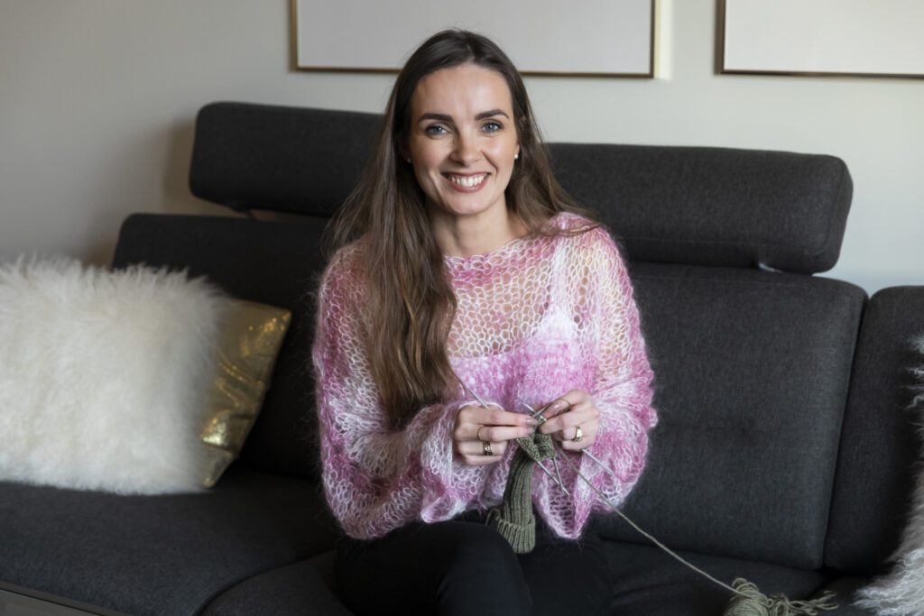 „Prjónaskapurinn hefur verið bæði skapandi útrás og ákveðin ró í dagsins önn“ 