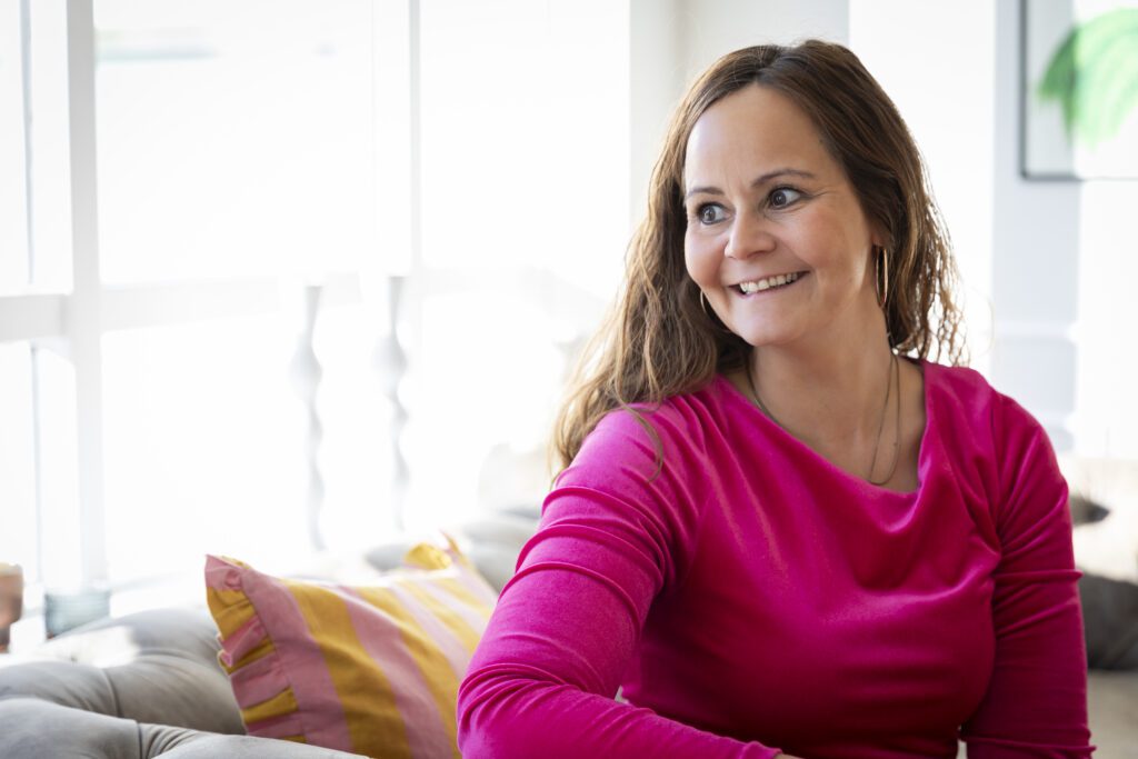 „Listahátíð á að fá okkur til að staldra við, endurspegla viðhorf okkar og kynnast list frá ólíkum menningarheimum“ 