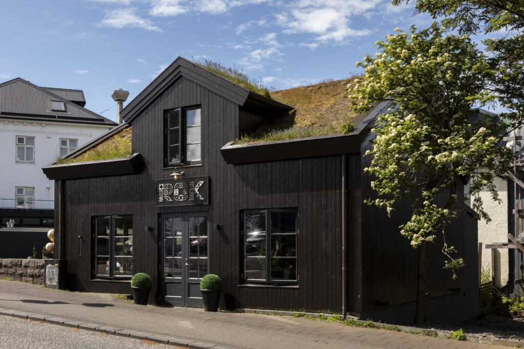 Áskoranir í endurnýtingu og endurgerð eldri bygginga á Íslandi