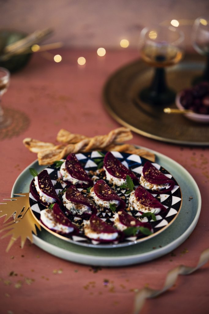 Rauðrófu-tacos með geitaosti og hnetum