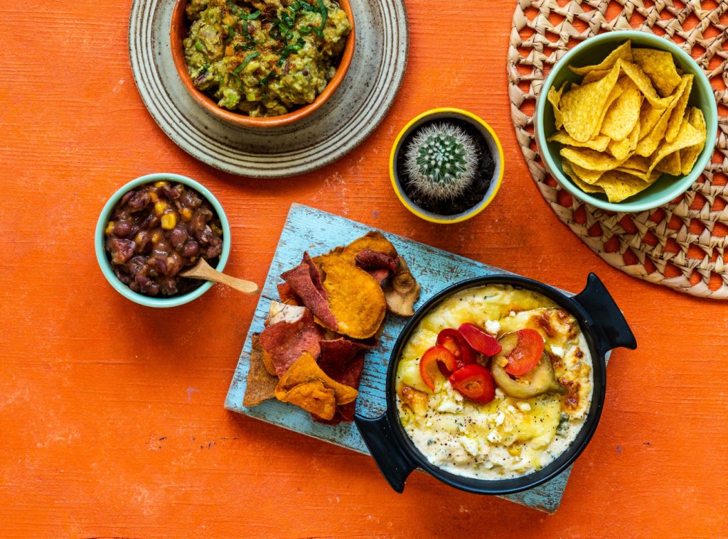 Tvær geggjaðar ídýfur – Fetaostaídýfa og tex mex-avókadóídýfa