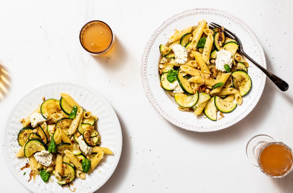 Kúrbítspasta með furuhnetum og ricotta-osti