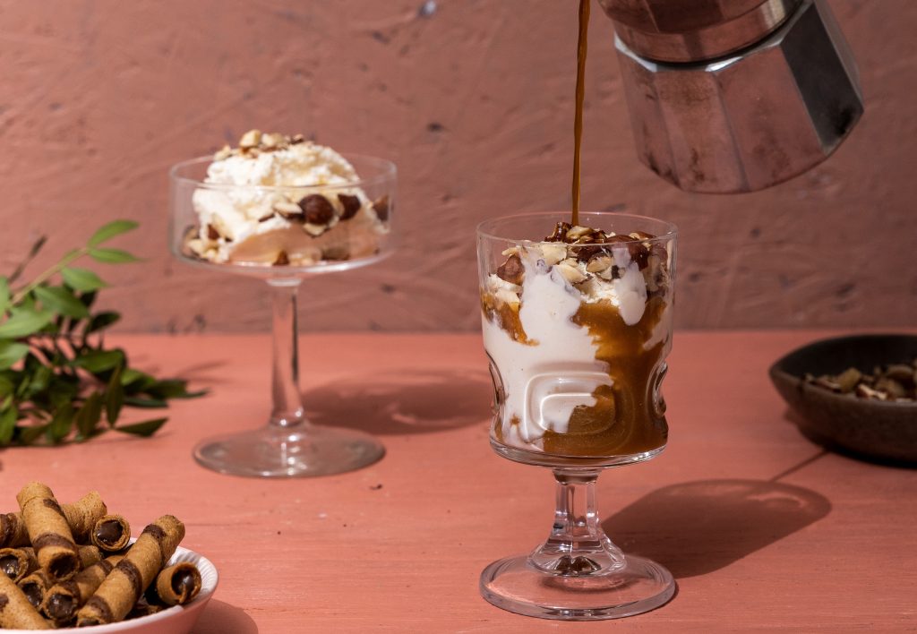 Affogato með koníaki og heslihnetum