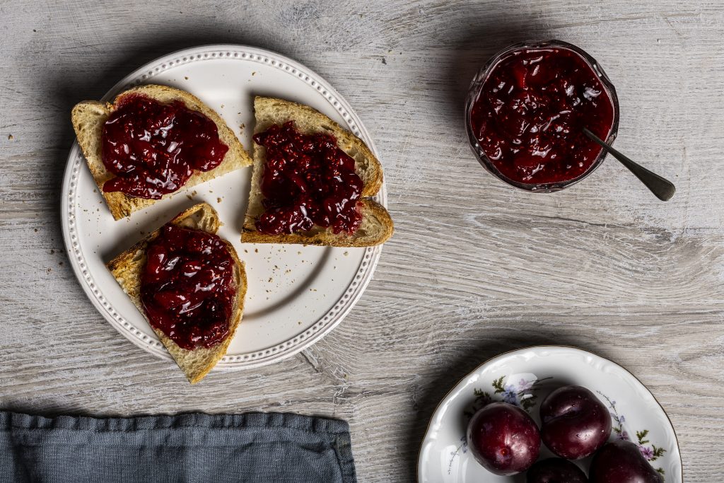 Plómusulta með vanillu og hindberjum