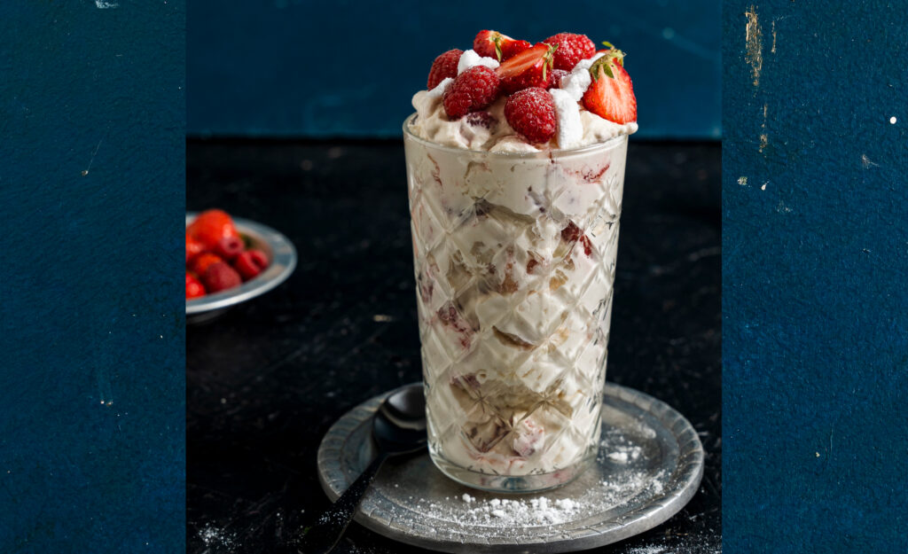 Klassískur breskur eftirréttur – Eton Mess