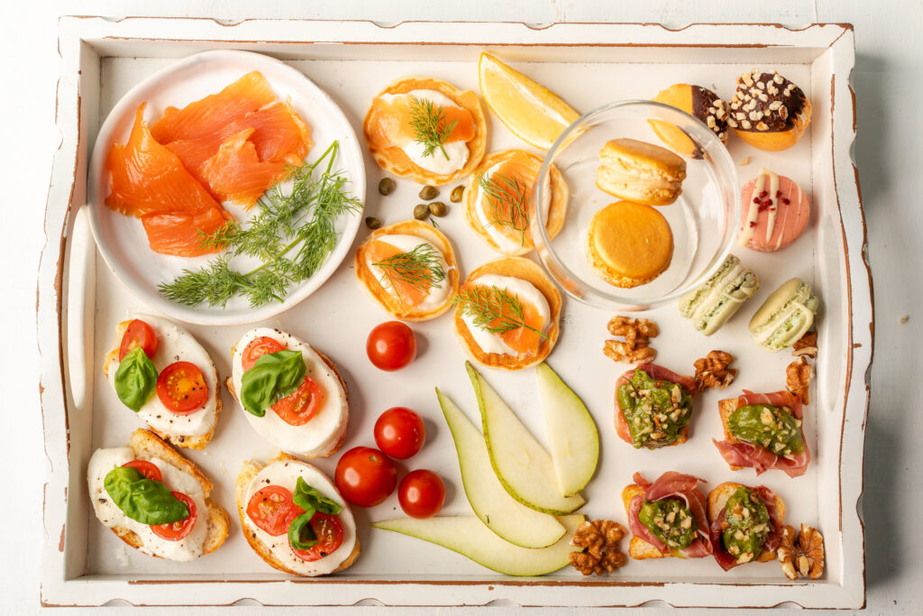 Búbblur og smásnittur – Bruschetta með tómötum og mozzarella