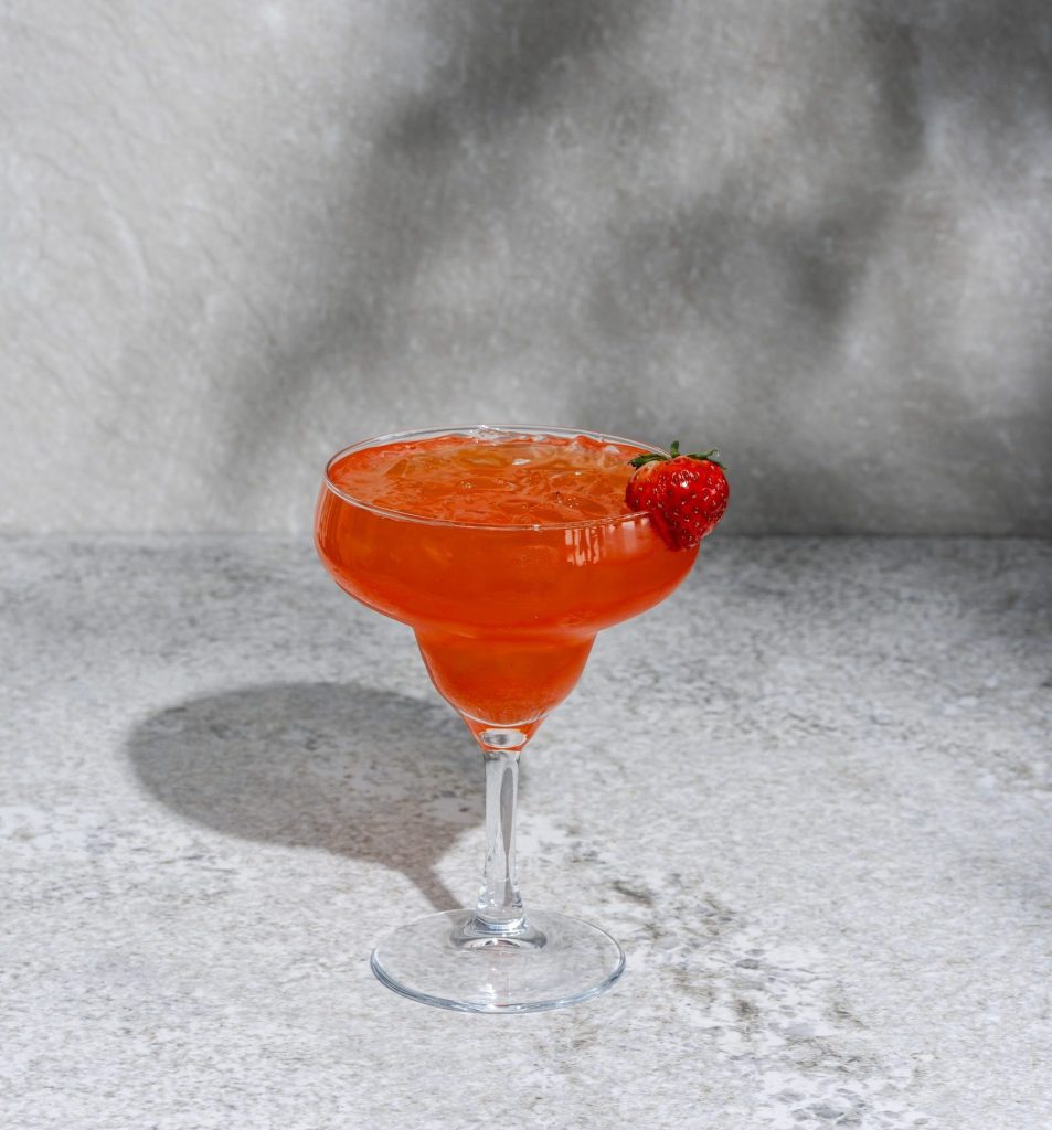 Jarðarberja-daiquiri með dökku rommi