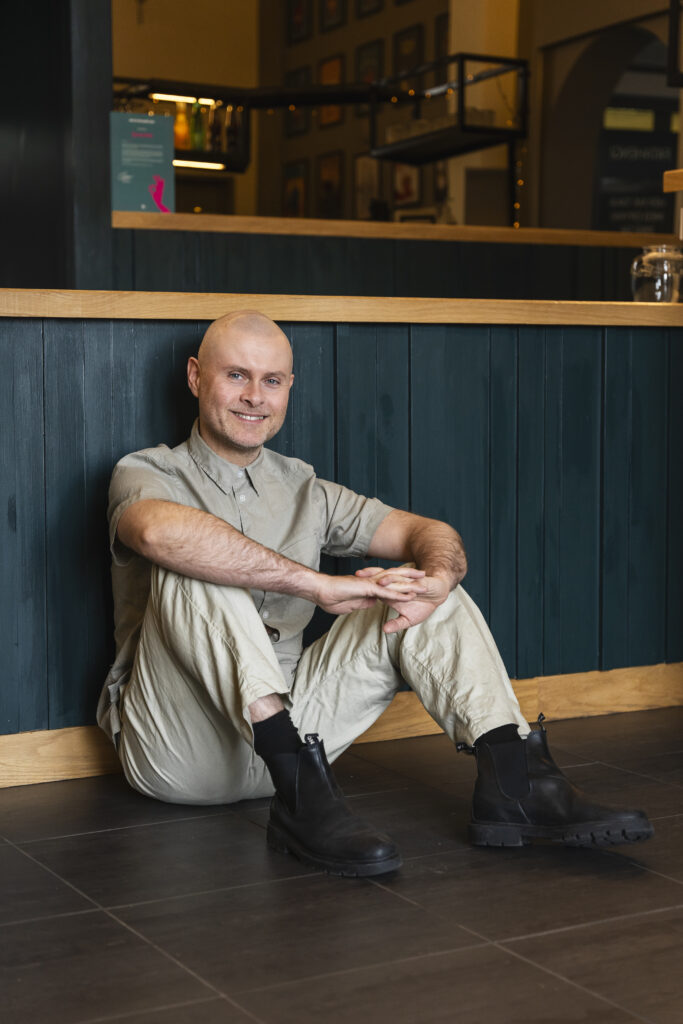 Bjartmar Þórðarson er algjör „Groomzilla“ í nýjum söngleik