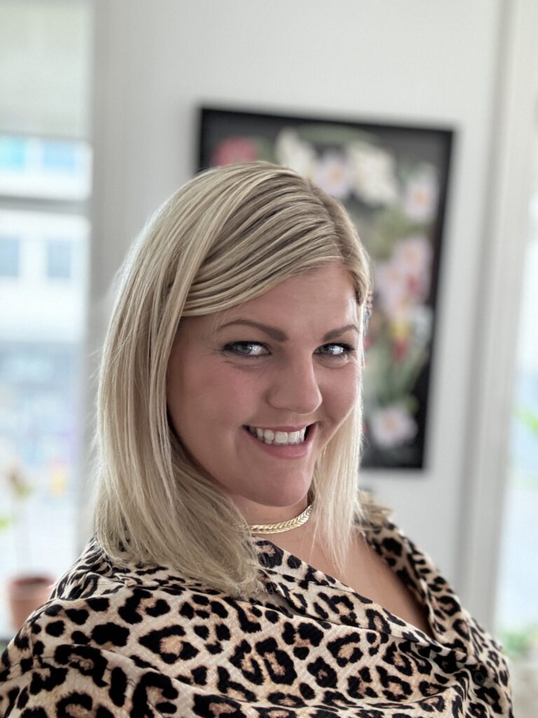 Undir smásjánni – Rebekka Magnúsdóttir