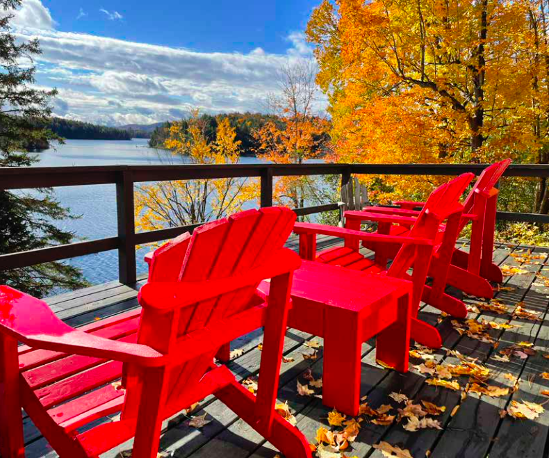 HAUSTVERKIN Í SUMARBÚSTAÐNUM